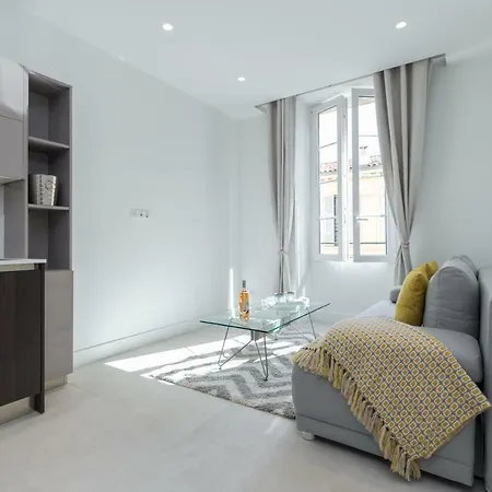 Apartment Paradis 1 - Modern & High Class Nice