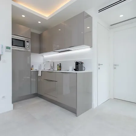 Paradis 1 - Modern & High Class Apartment